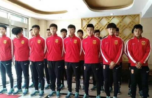 亚洲制服丝袜在线观看