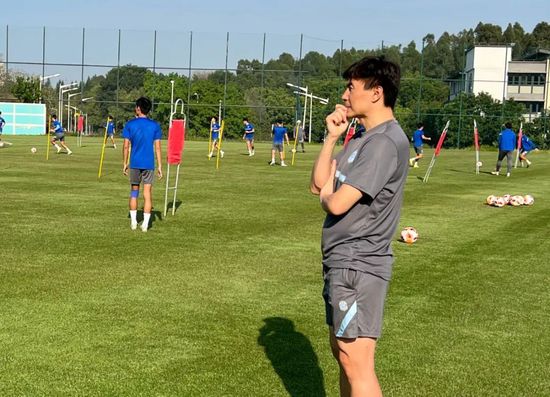 国产欧美日韩综合二区三区