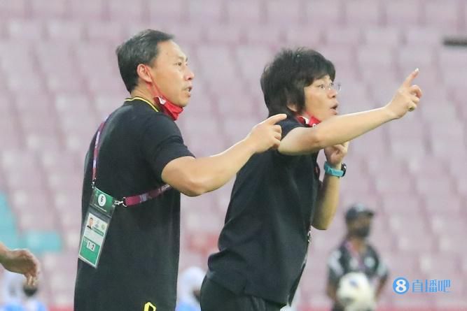 破产后被五个死对头轮换欺负
